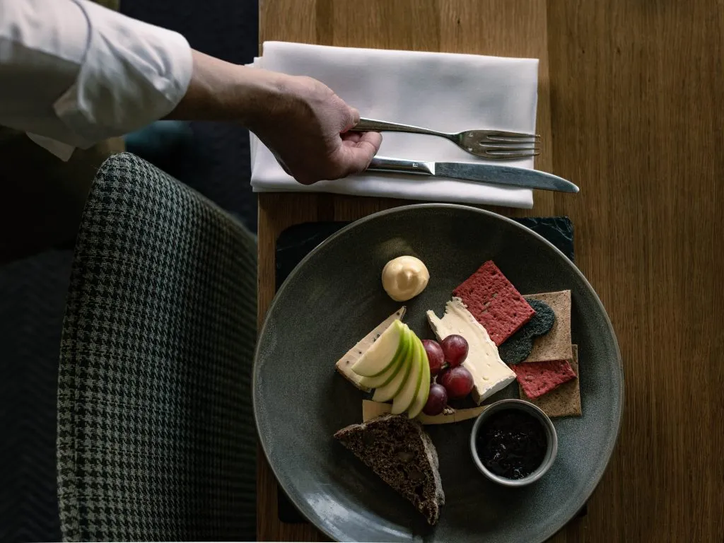 Restaurant table